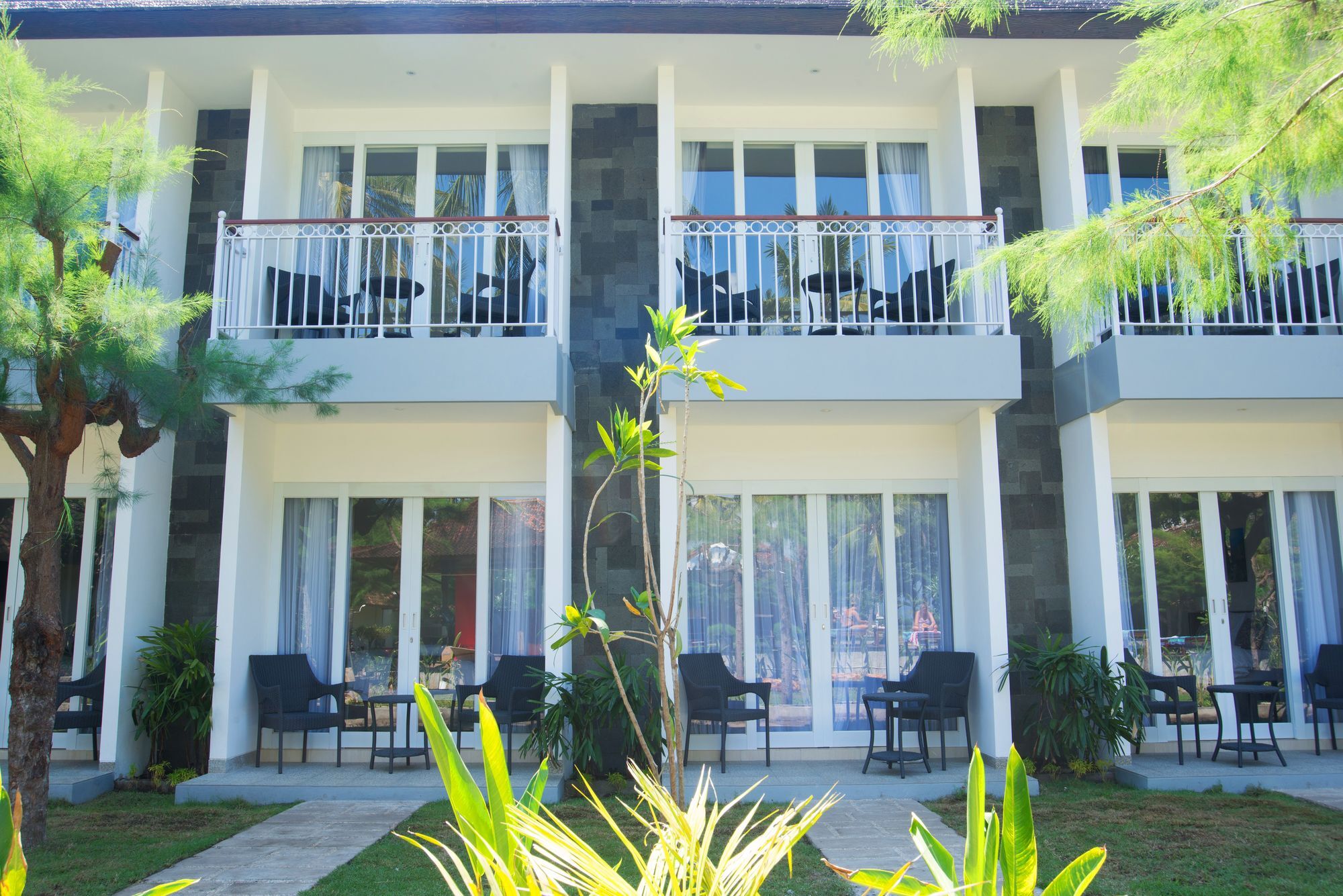 Royal Regantris Villa Karang ギリ・アイル エクステリア 写真